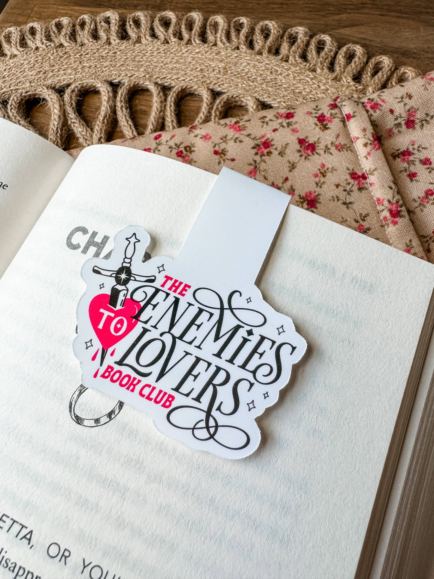 Enemies to Lovers ๐โ๏ธ - Magnetic Bookmark