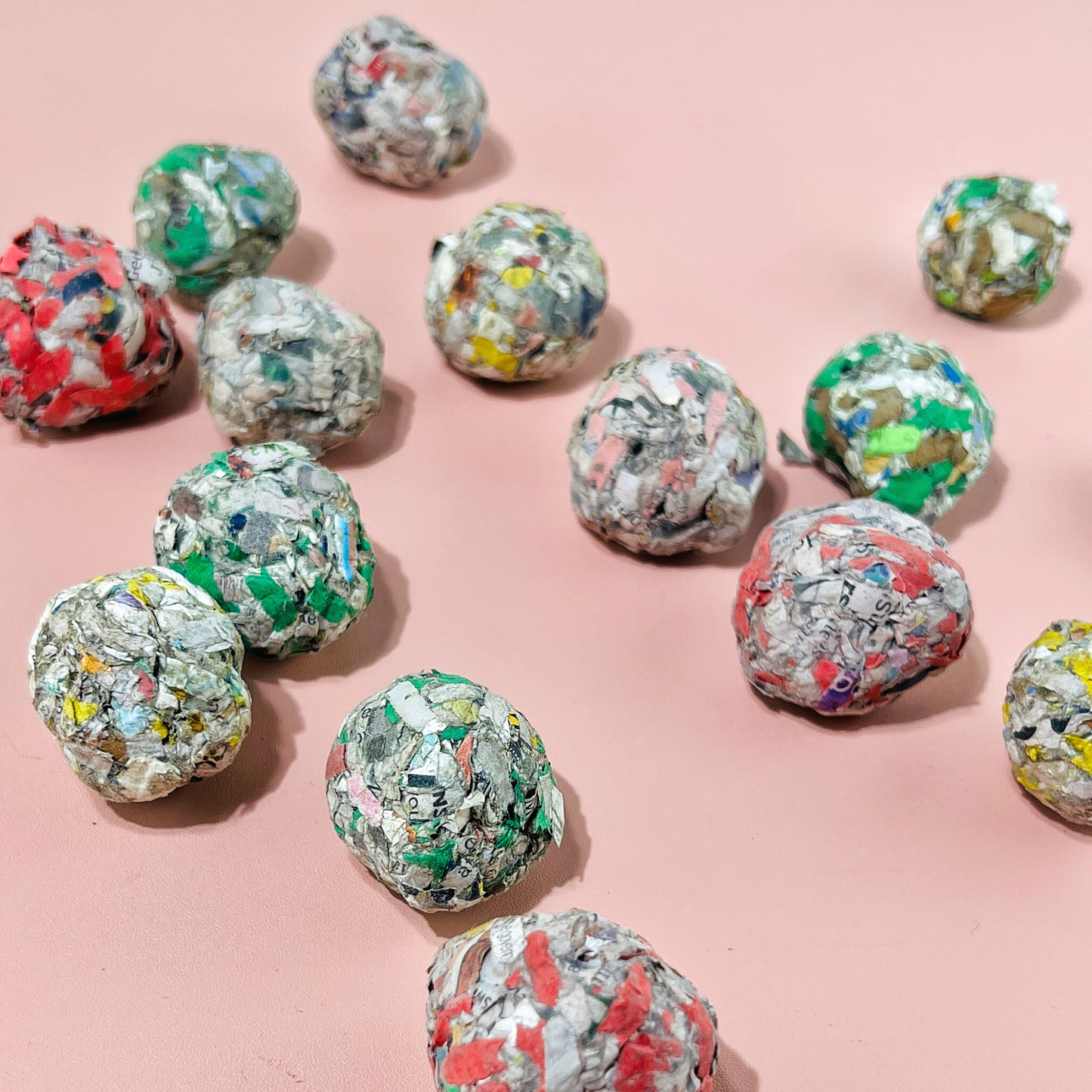 🎄 12 Days of Planting Christmas Seed Ball Set