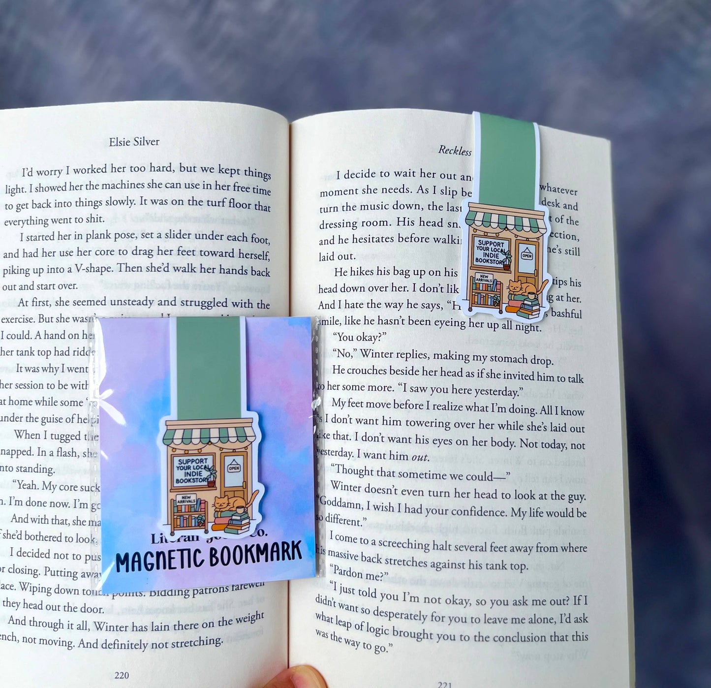 Support Your Local Indie Bookstore 📚 - Magnetic Bookmark