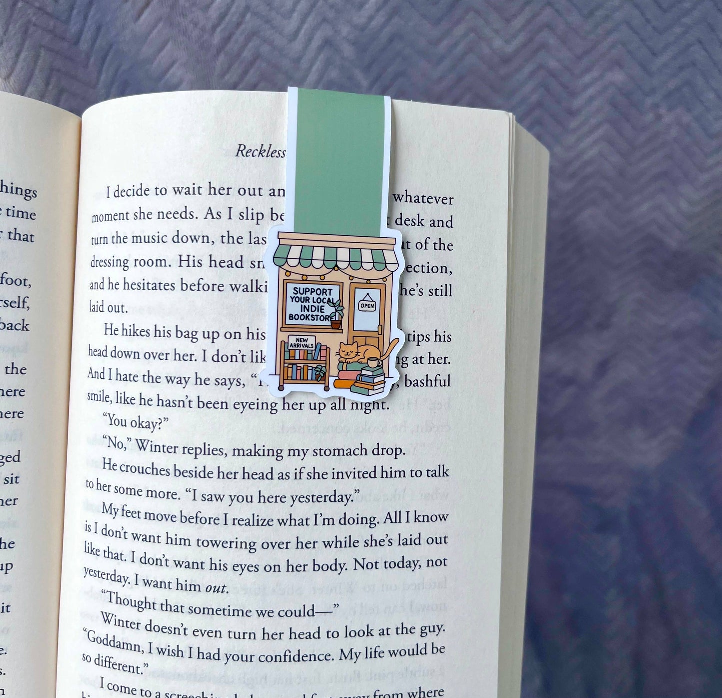 Support Your Local Indie Bookstore 📚 - Magnetic Bookmark