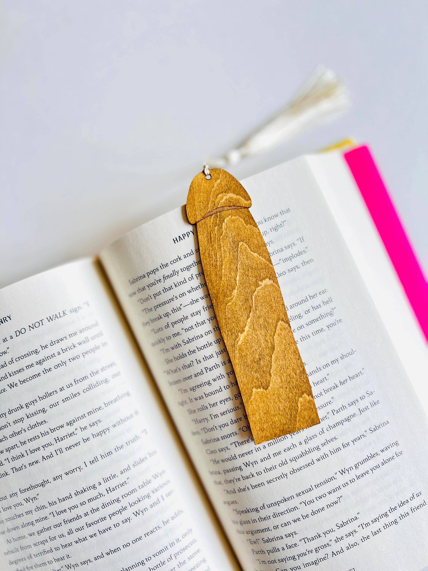 Medium-Skinned — Wooden Cockmark 🍆📚