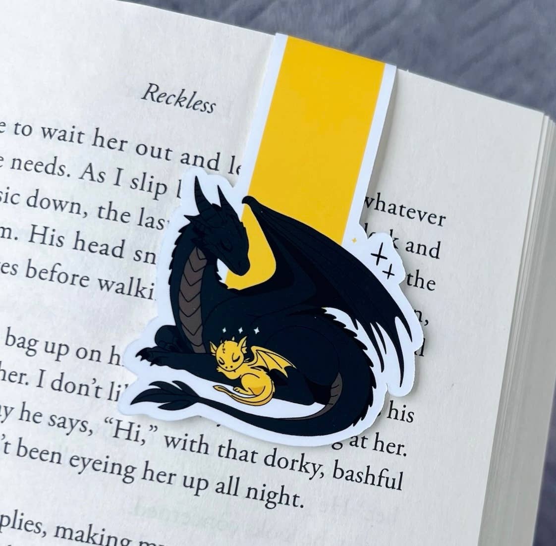Dragon with Baby Dragon 🐉- Magnetic Bookmark